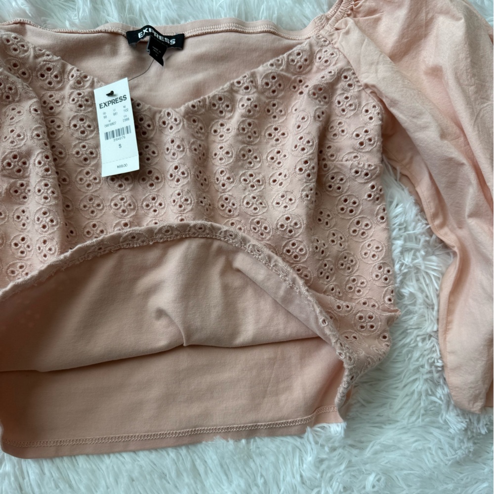 NWT Express Puff Sleeve Cropped Eyelet Blouse - Picture 8 of 12